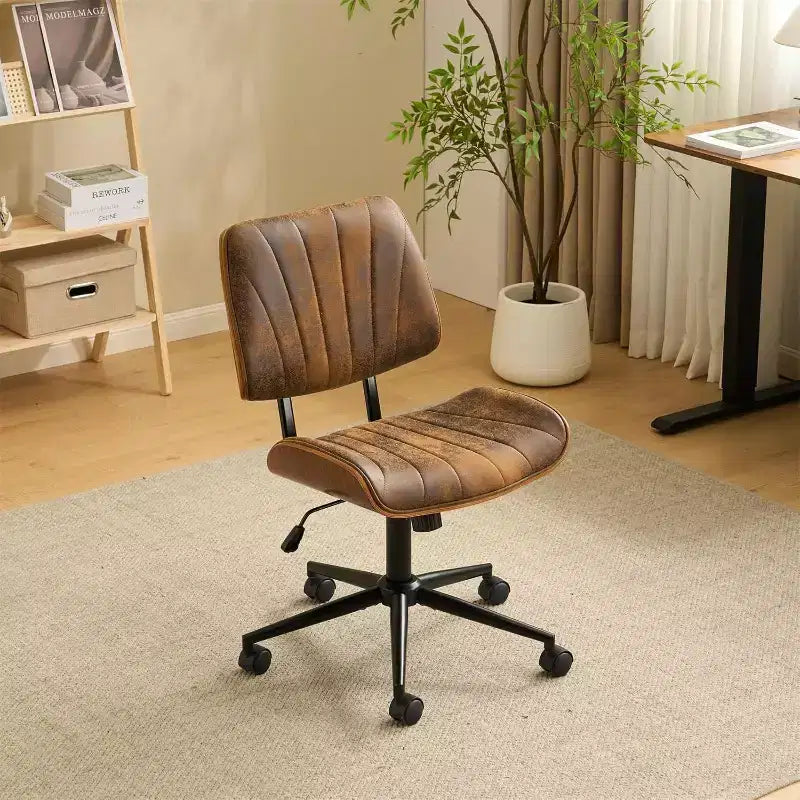 Sedia da ufficio senza braccioli, con seduta e schienale ampi e curvi, ergonomica, regolabile in altezza, elegante, in noce, in PU