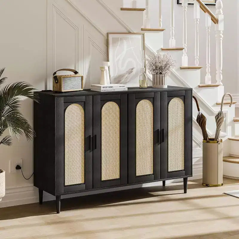 Credenza moderna con vani contenitore, madia da cucina con 4 ante, mobiletto bar con ripiano regolabile per sala da pranzo, soggiorno
