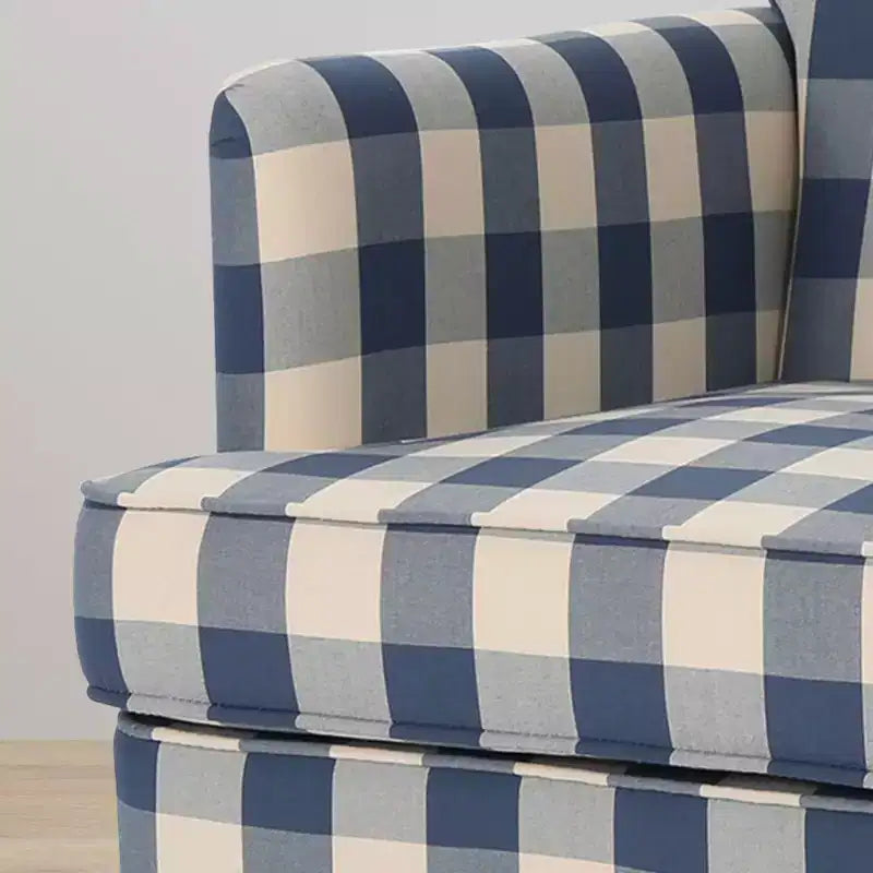 Poltrona chesterfield Harrison, schienale capitonné e rivestimento morbido, per soggiorno o camera da letto
