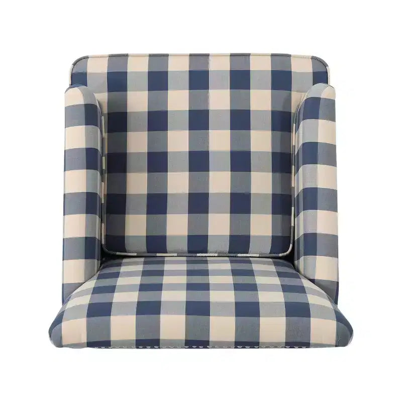 Poltrona chesterfield Harrison, schienale capitonné e rivestimento morbido, per soggiorno o camera da letto